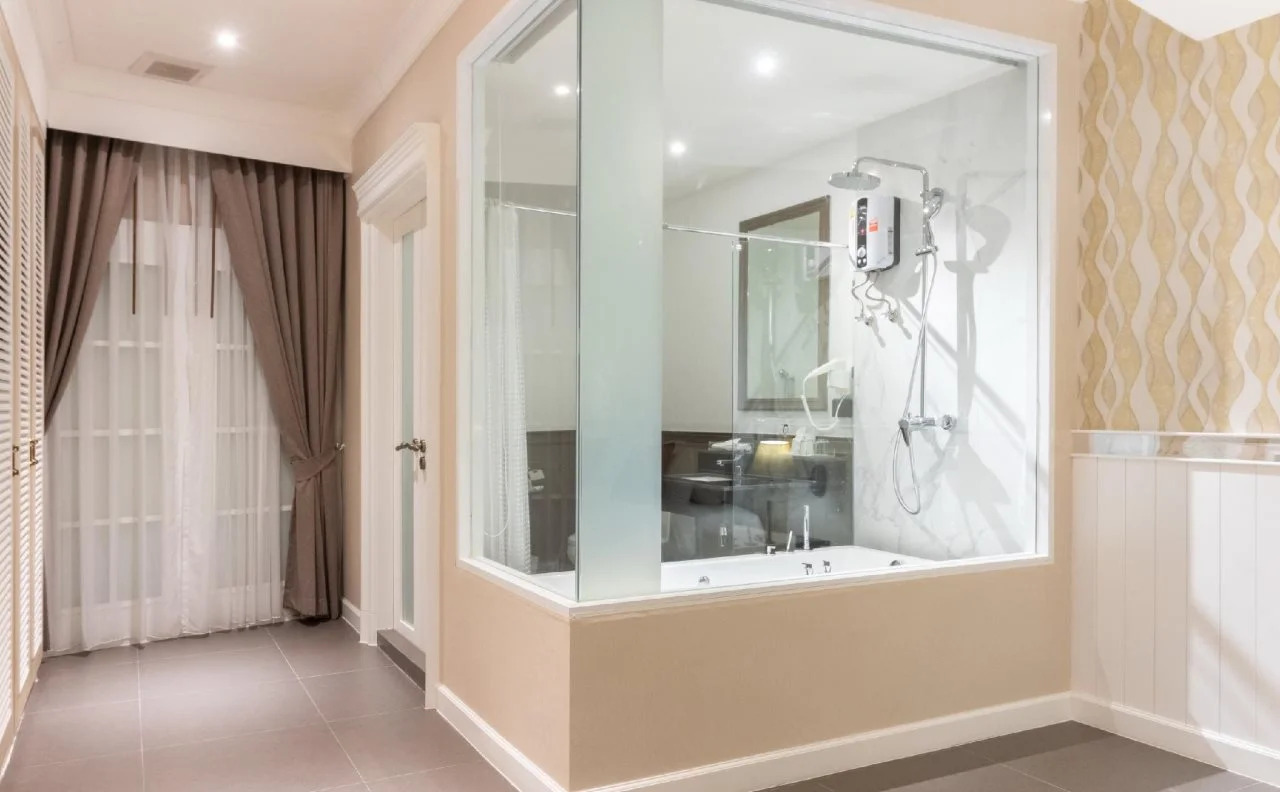 Photo - The Raya Surawong Bangkok