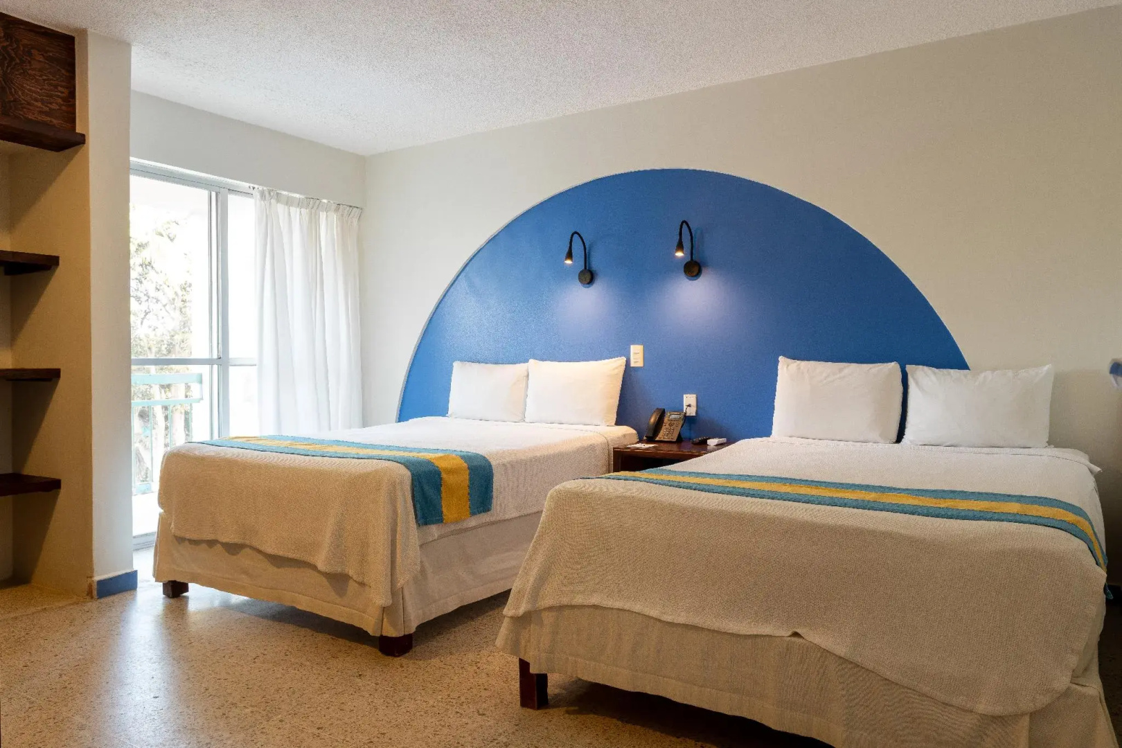 Photo - Hotel Suites Villasol