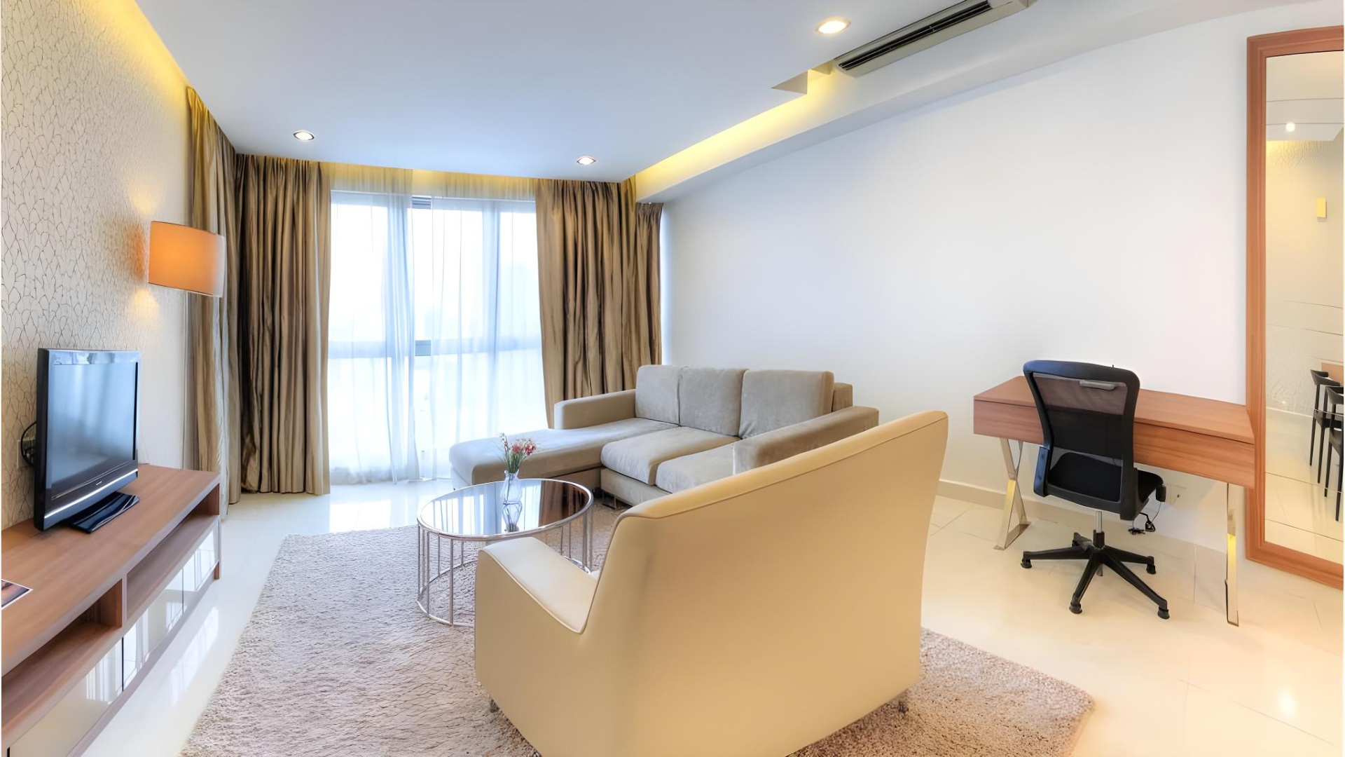 Photo - Regalia Upper View Hotel