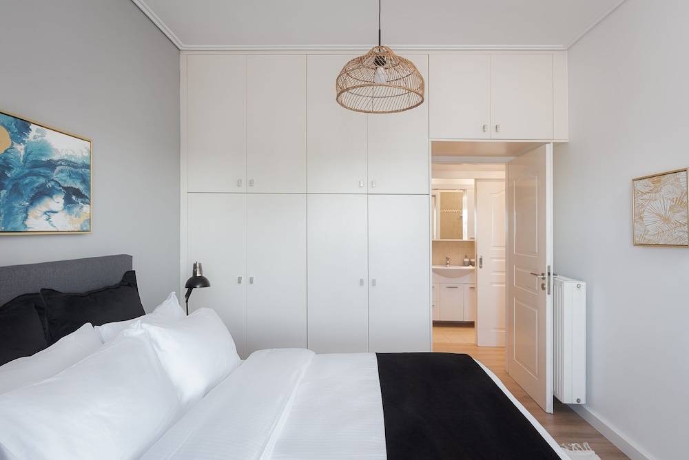 Glyfada Cozy Living