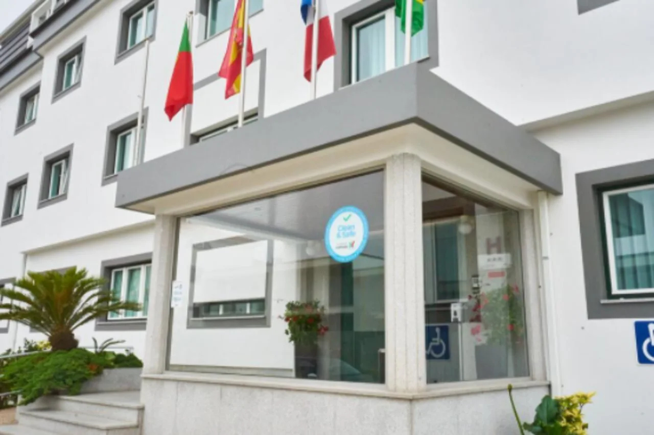 Photo - Varzinn Hotel