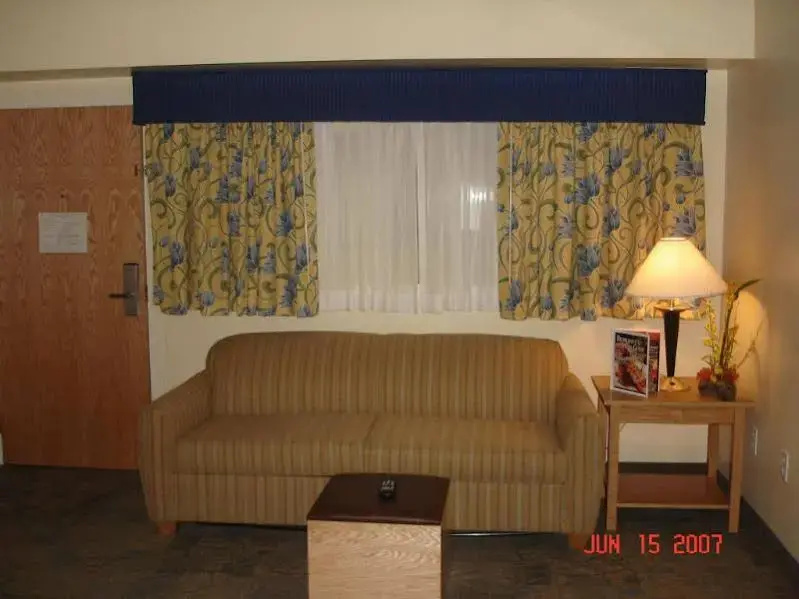 Photo - The Atrium Resort, Virginia Beach by Vacatia