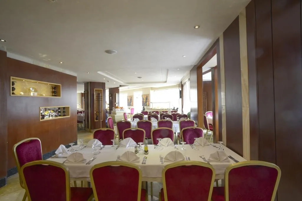 Photo - The Penthouse Suites Hotel