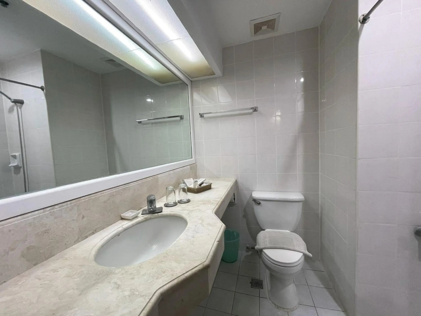 Foto - Golden Peak Hotel & Suites powered by Cocotel