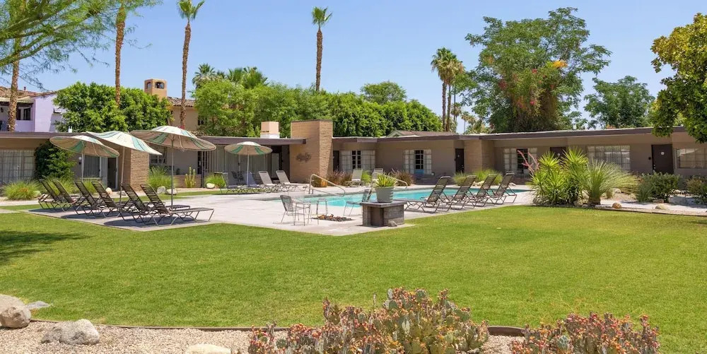 Photo - The Hideaway - 21 and Over - A Town & Desert Boutique Hotel