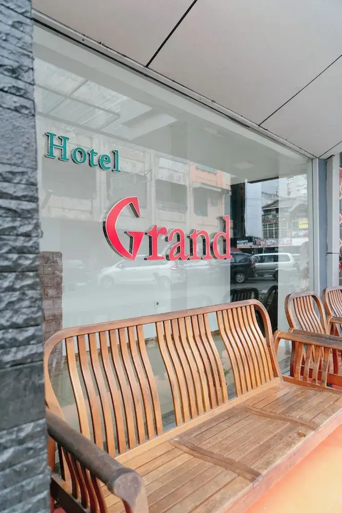 Photo - Urbanview Hotel Grand Mohaga Medan