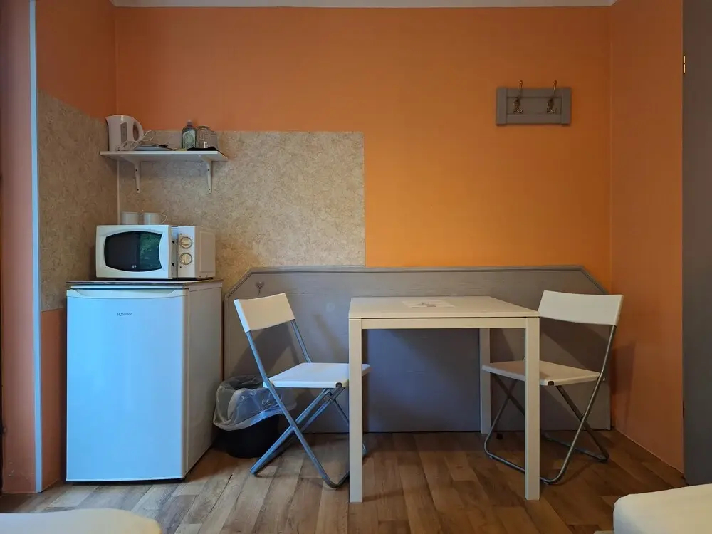 Photo - 2-Rent Group Hostel Rooms AUB162