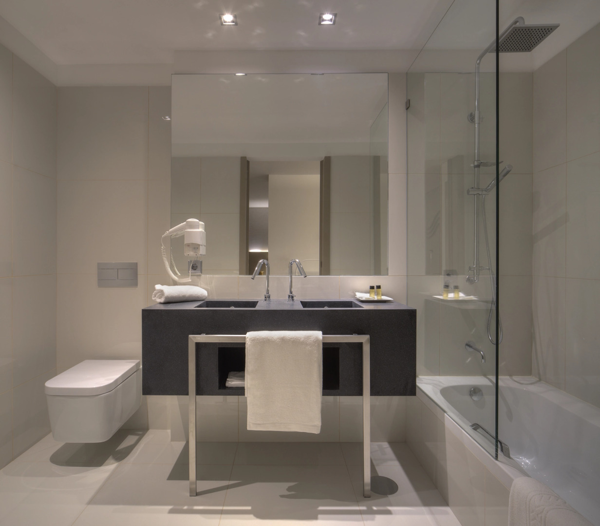 Foto - NH Collection Porto Batalha