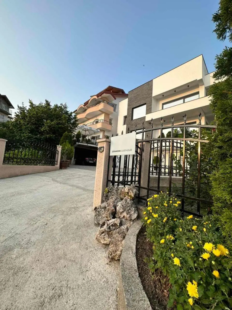 Stefanoski Guesthouse