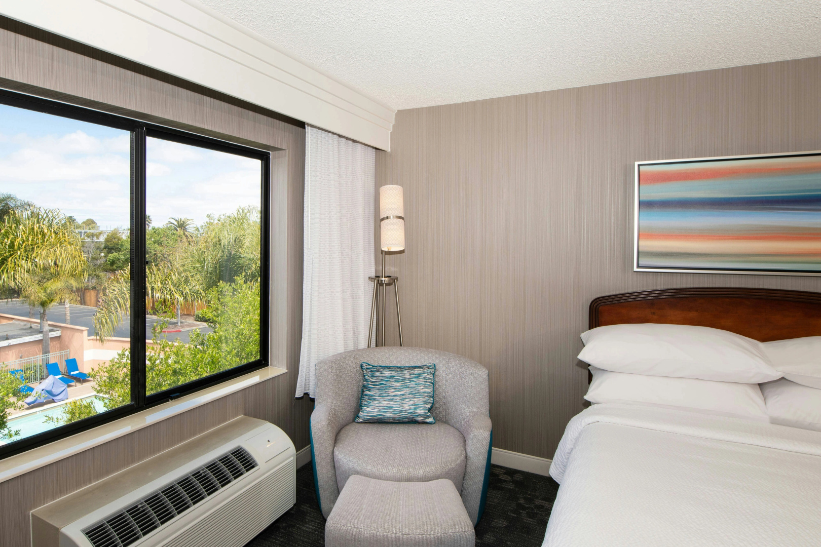 Foto - Courtyard by Marriott Oakland Airport