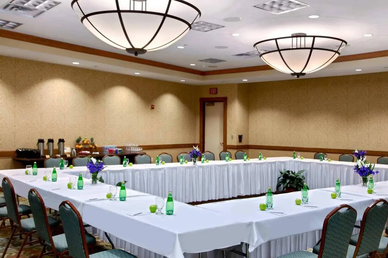 Photo - Hilton Austin Airport