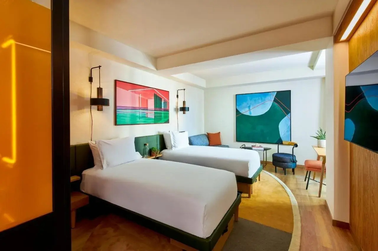 Photo - HOLLYWOOD VOLUME, a Tribute Portfolio Hotel