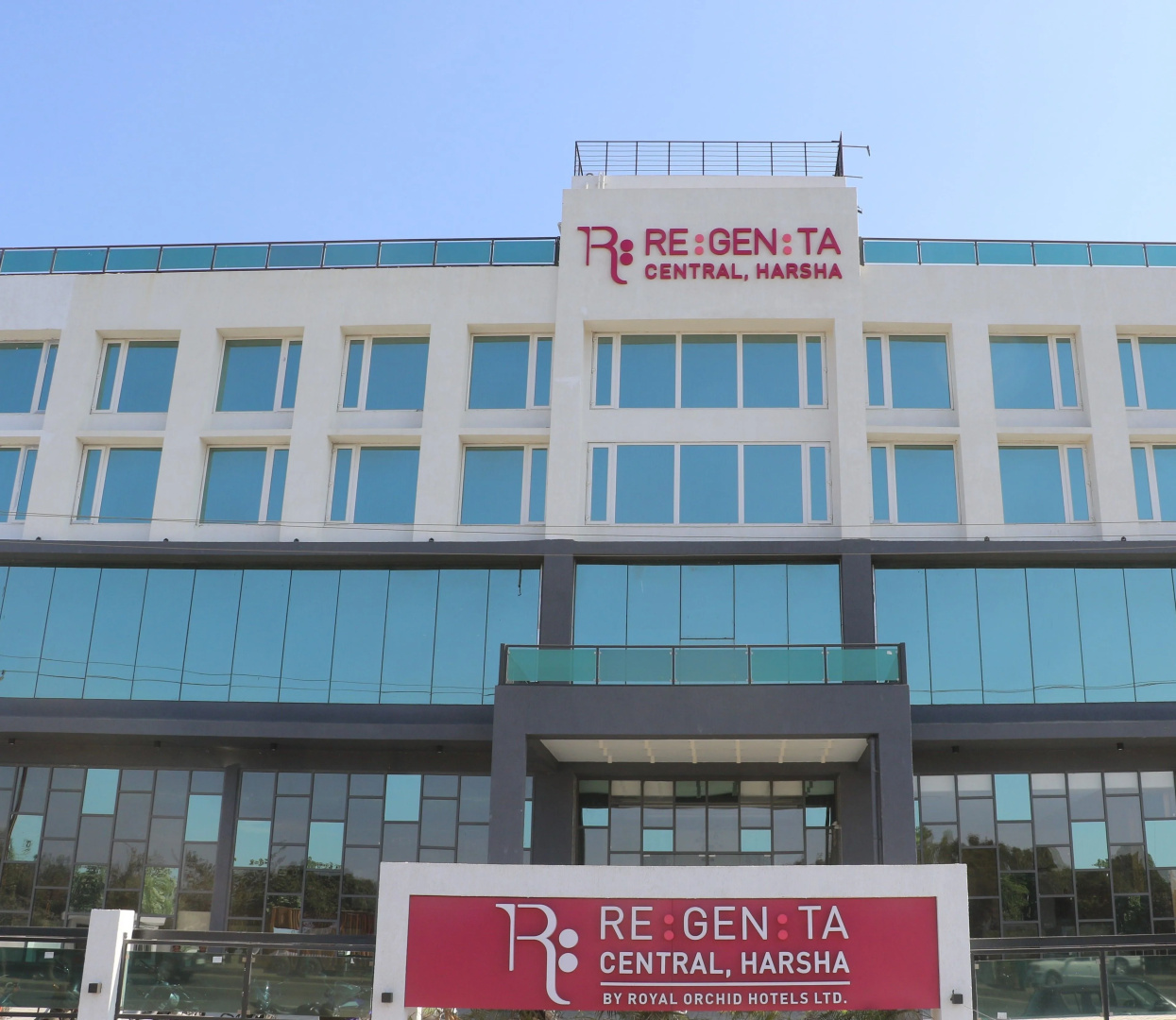 Regenta Central Harsha Vapi