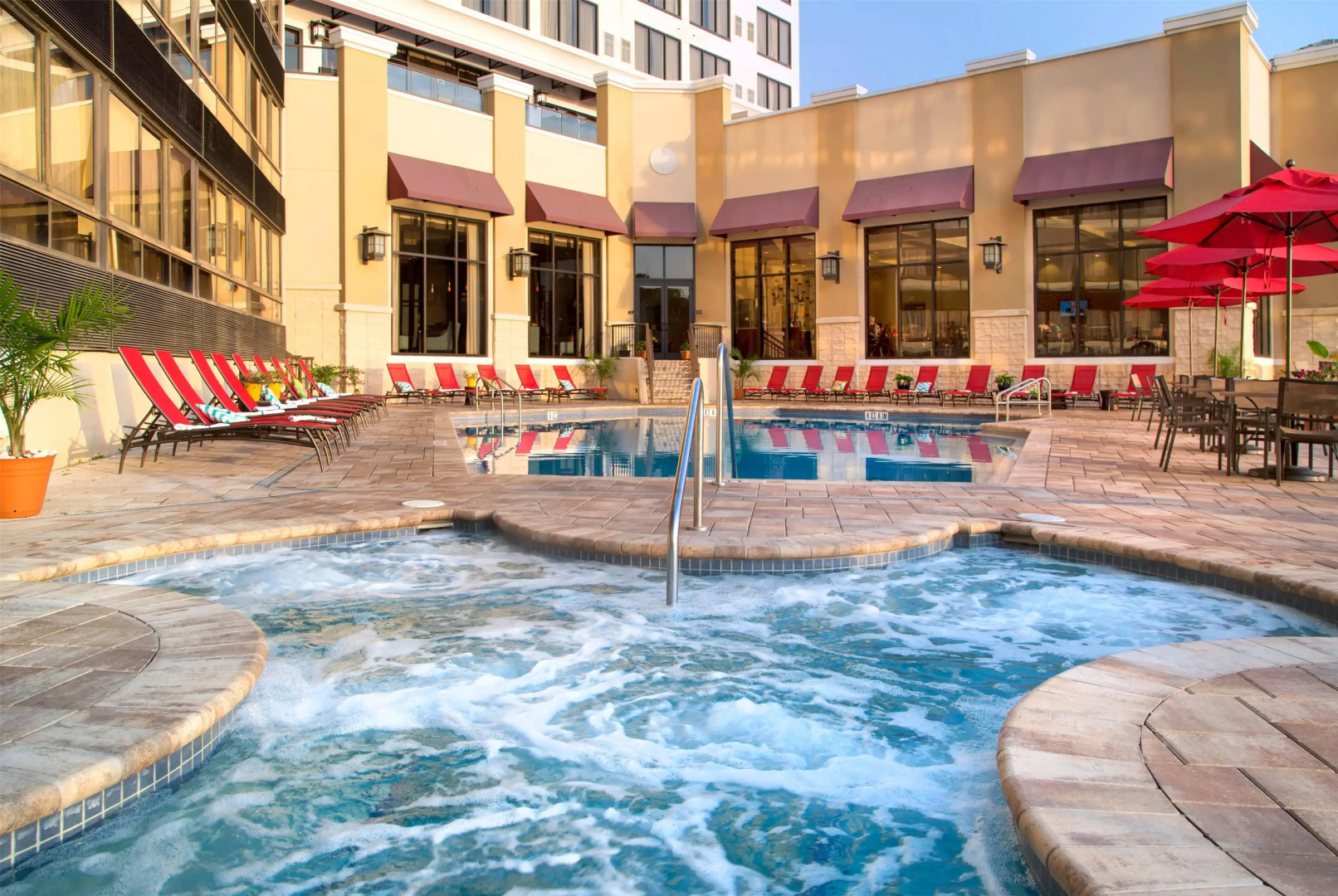 Photo - Ramada Plaza by Wyndham Orlando Resort & Suites Intl Drive