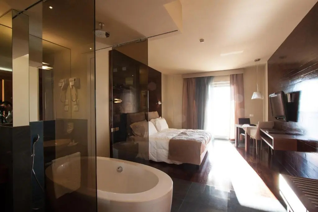 Photo - Main Palace Hotel