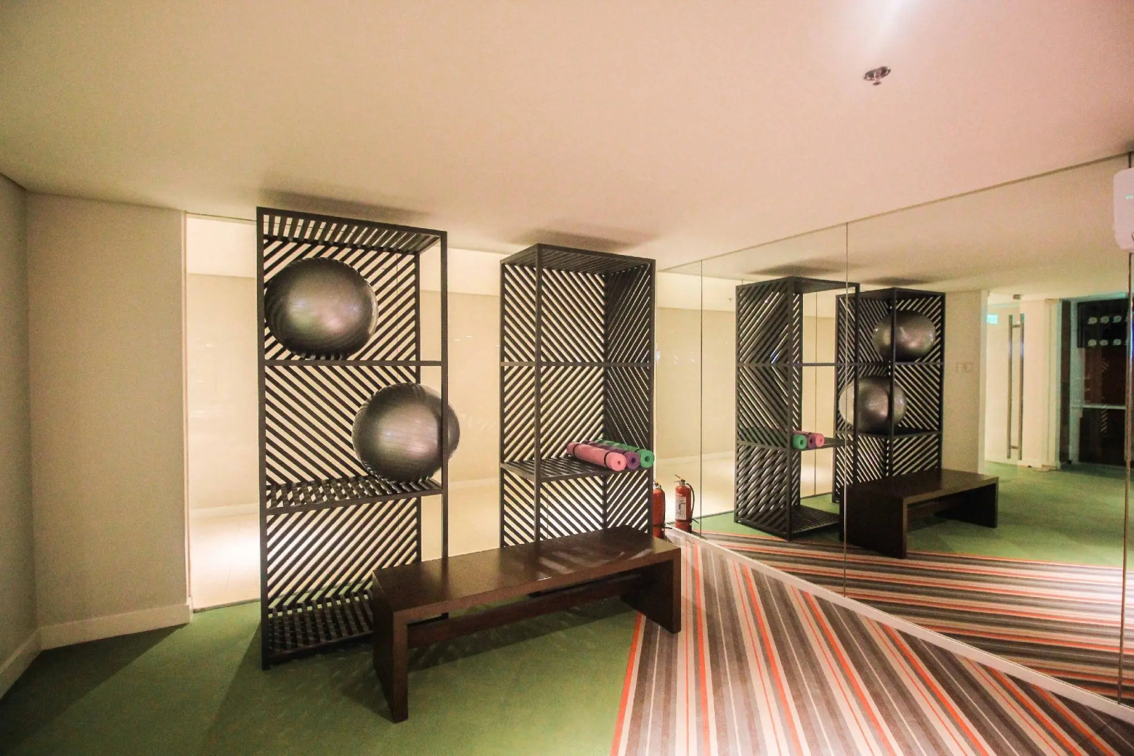 Photo - Mella Hotel Manila near NAIA Airport