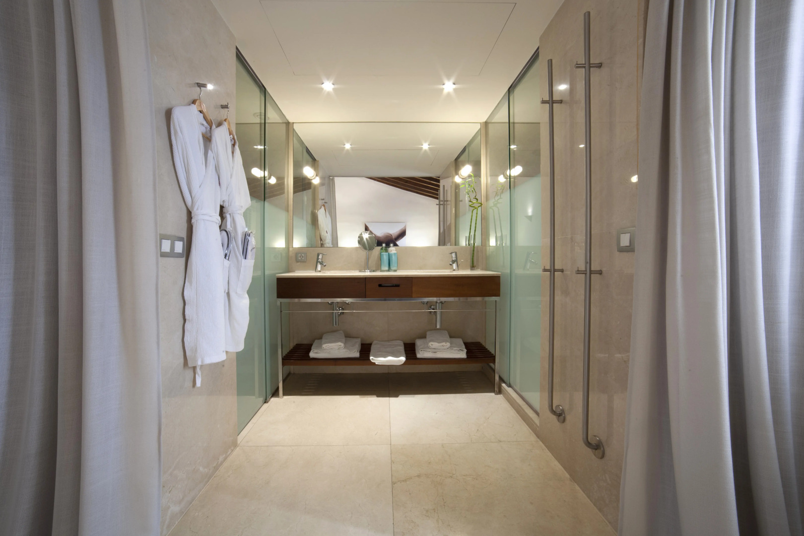 Foto - Petit Palace Hotel Tres