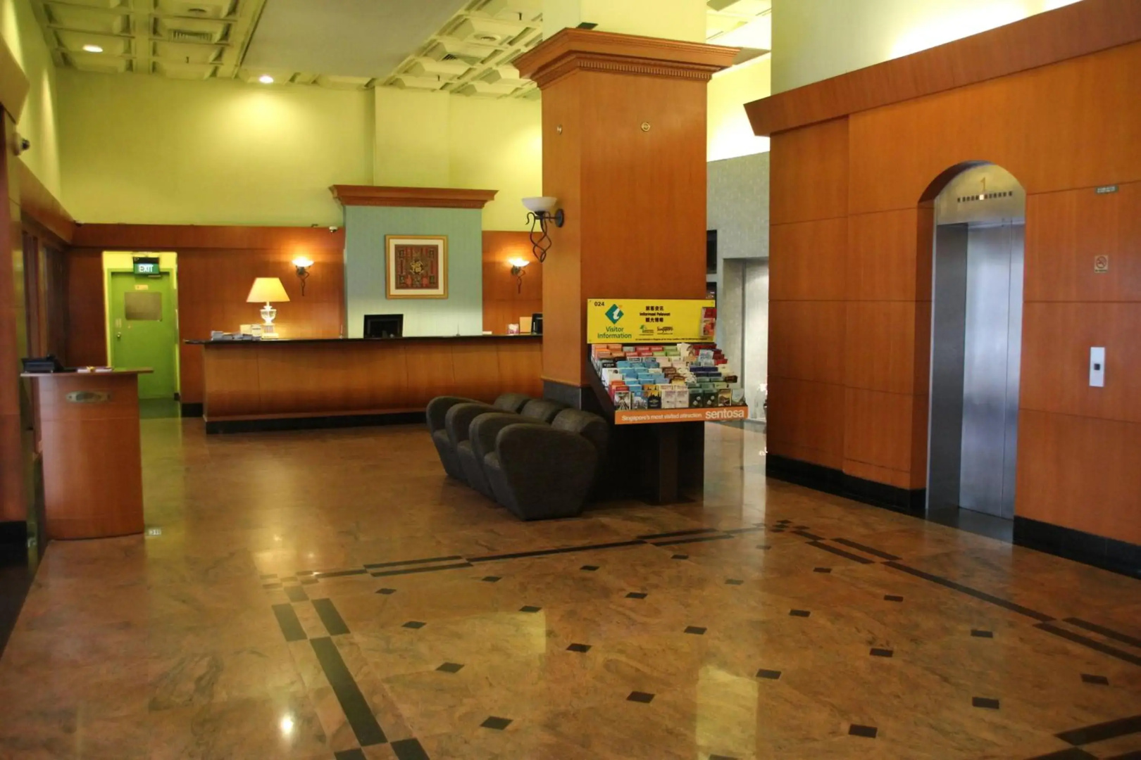 Photo - Strand Hotel