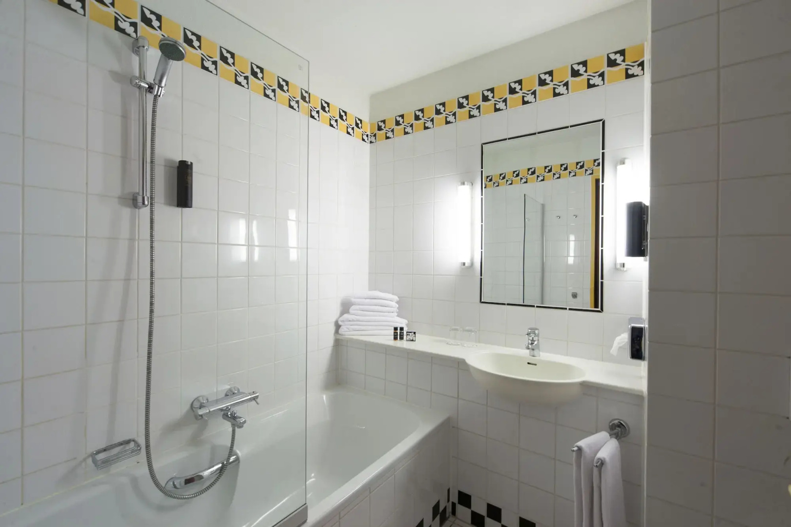 Photo - Hotel Theater Figi