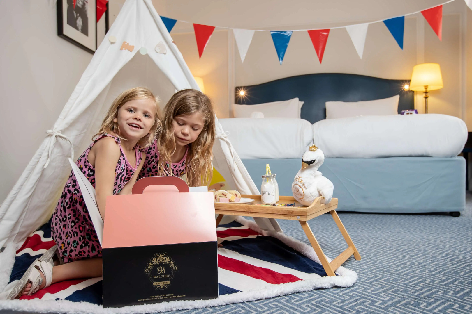 Photo - The Waldorf Hilton