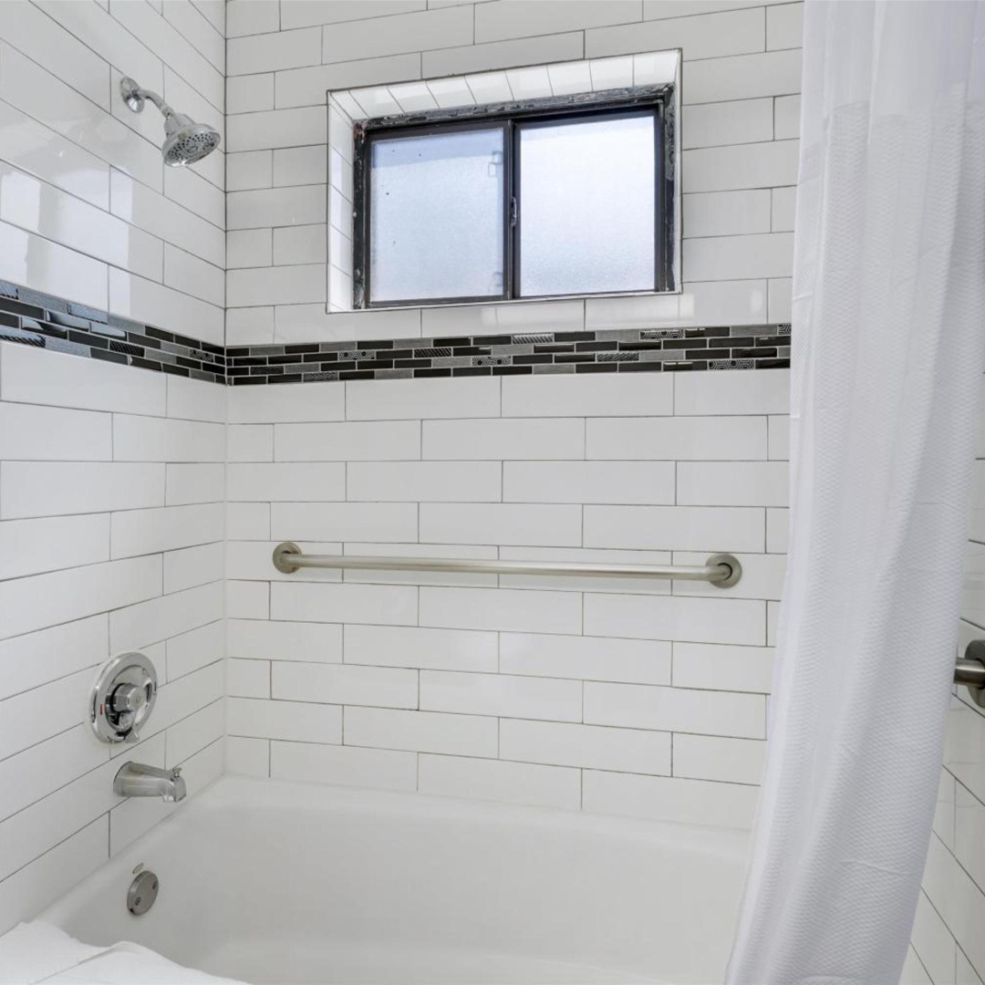 Photo - SureStay Hotel by Best Western Beverly Hills West LA