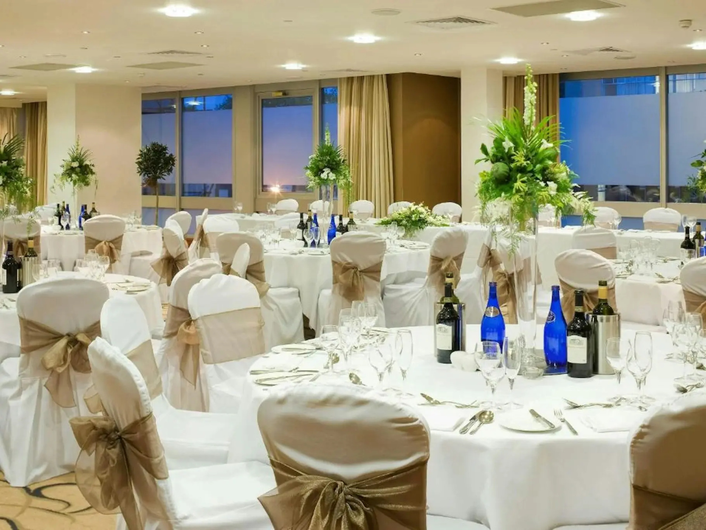 Foto - Holland House Hotel Cardiff By Sunday