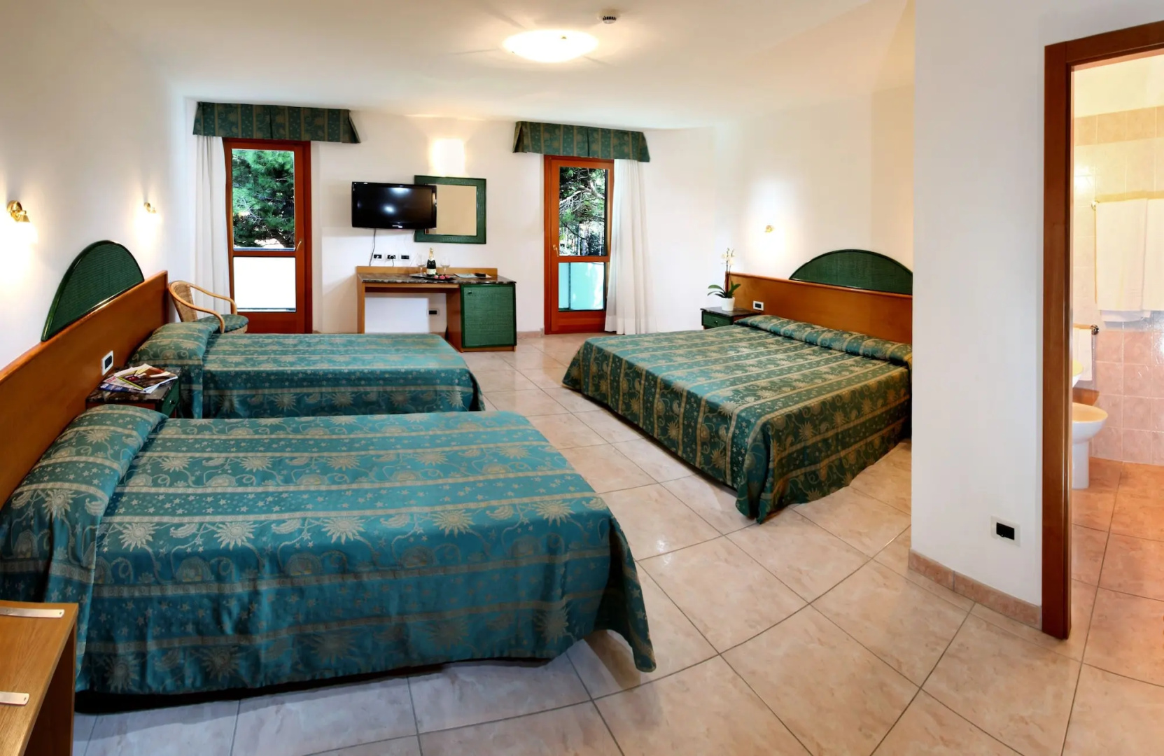 Photo - Hotel Mediterraneo