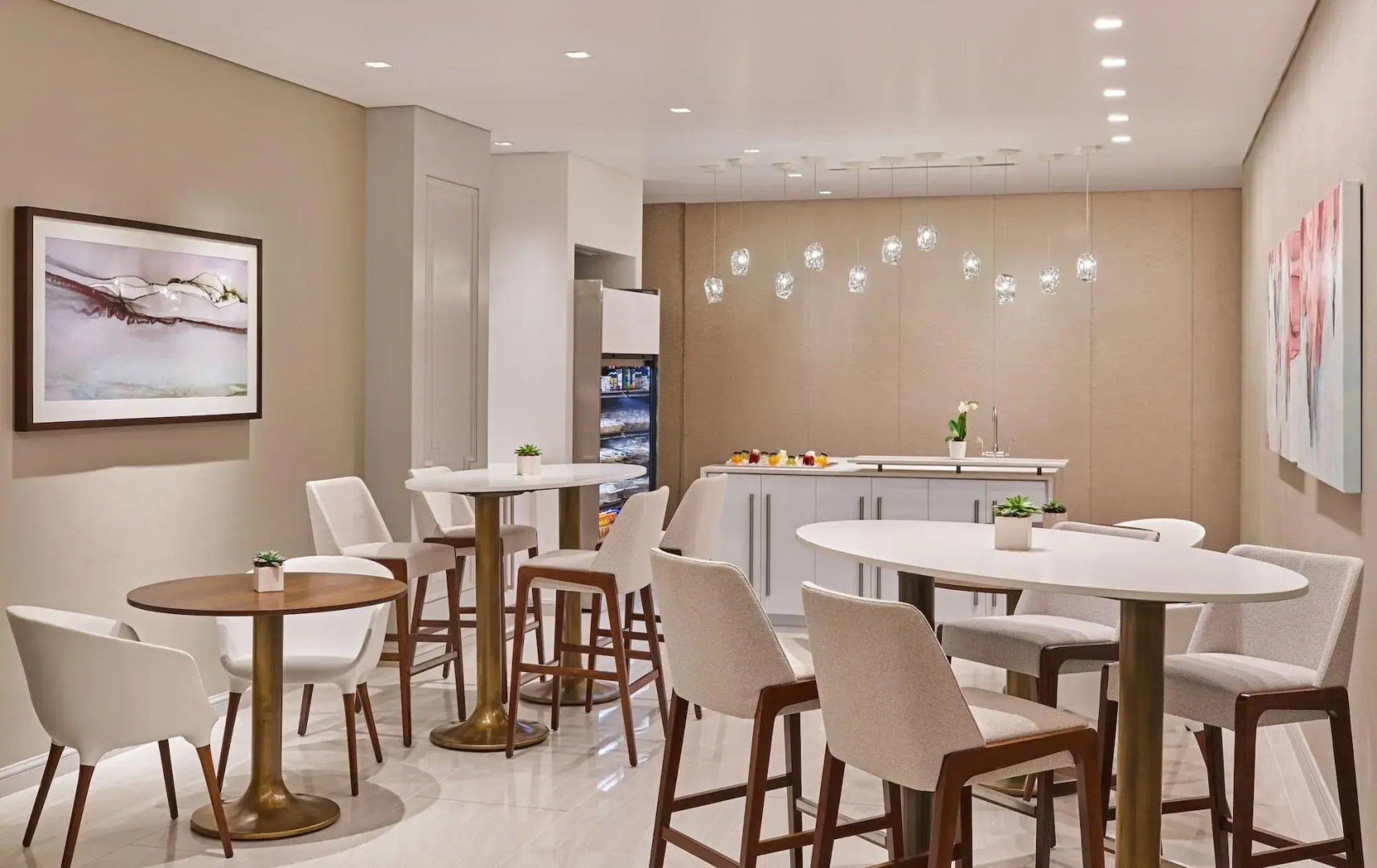 Photo - Hotel Crescent Court