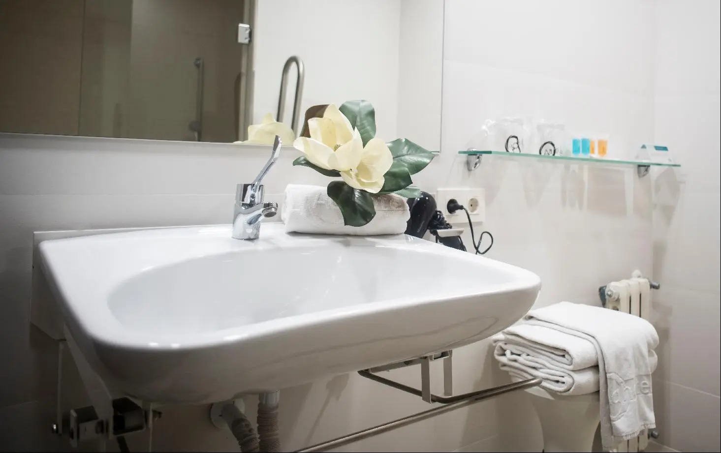 Photo - B&B HOTEL Zaragoza Royal