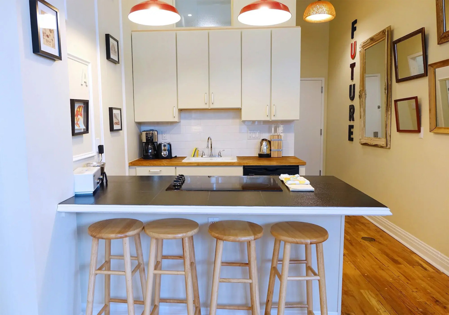 Photo - The Box House Hotel