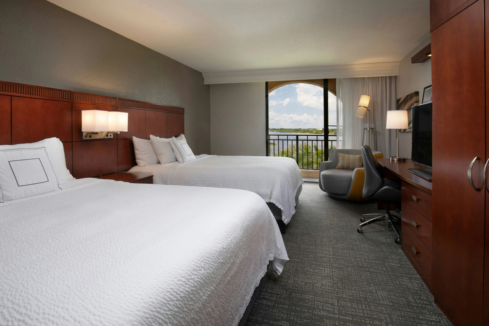 Photo - Courtyard by Marriott Bradenton Sarasota Riverfront