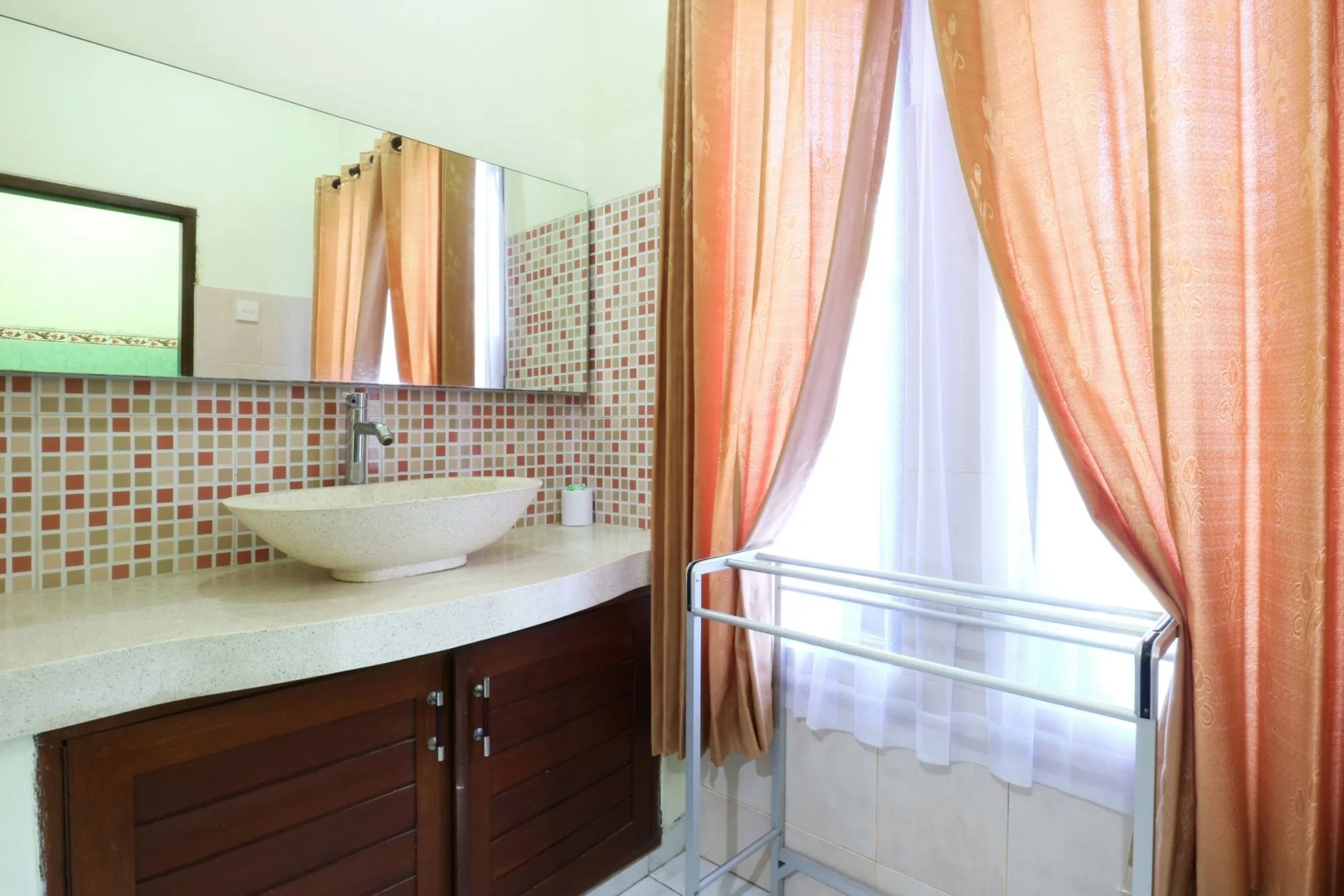 Photo - Teges Inn Kuta