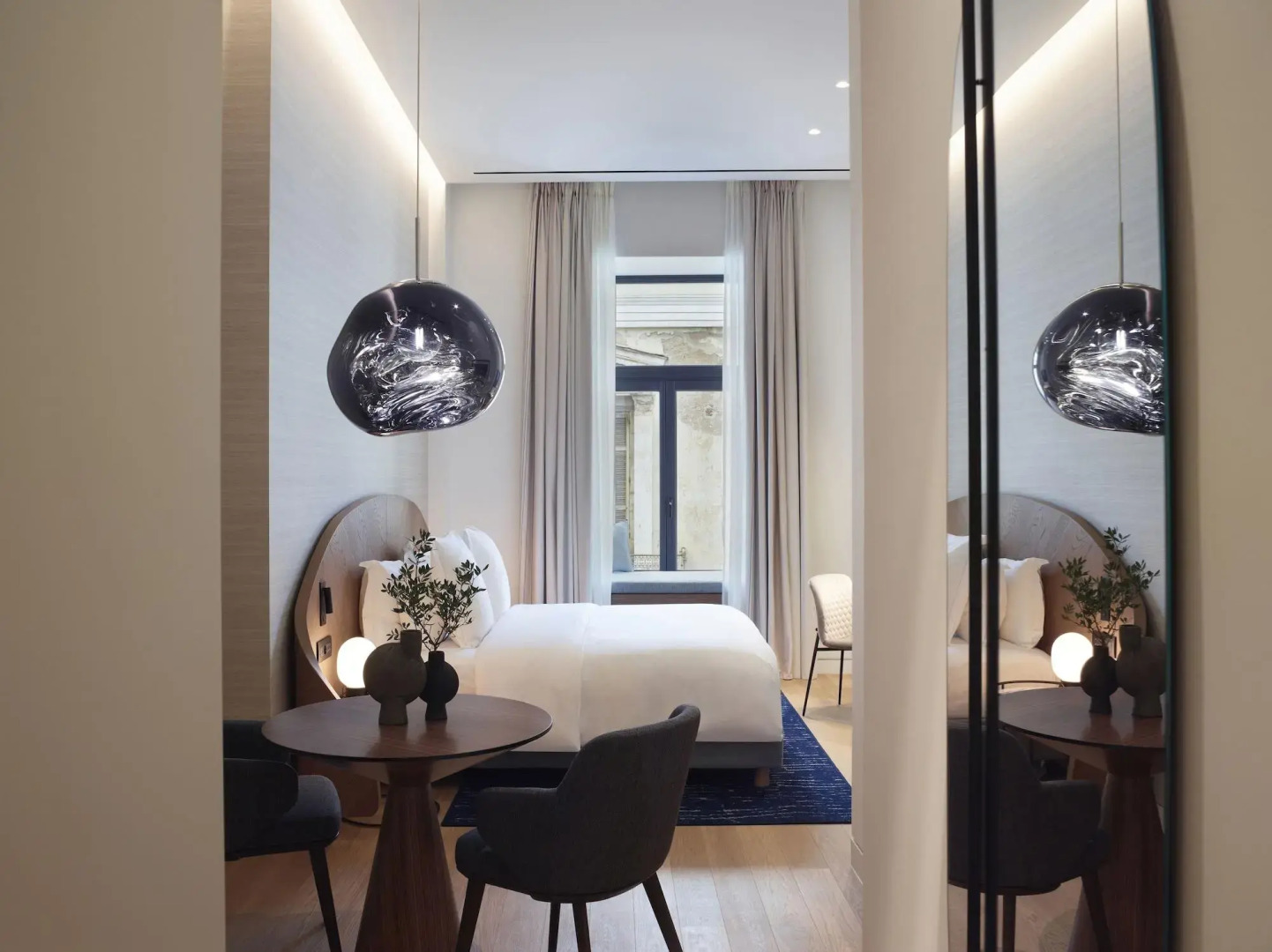 Photo - xenodocheio Milos