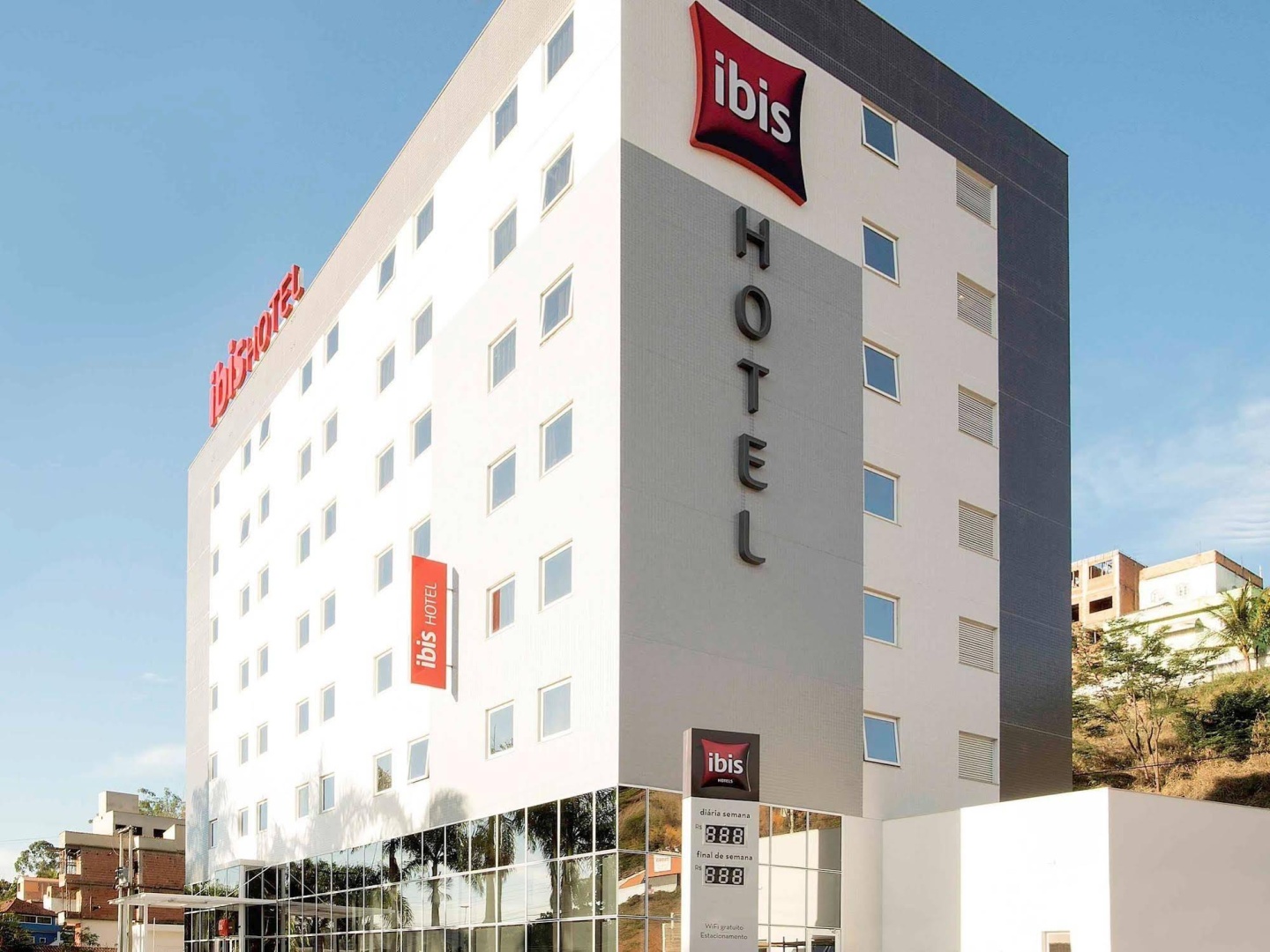 Ajax Hotel