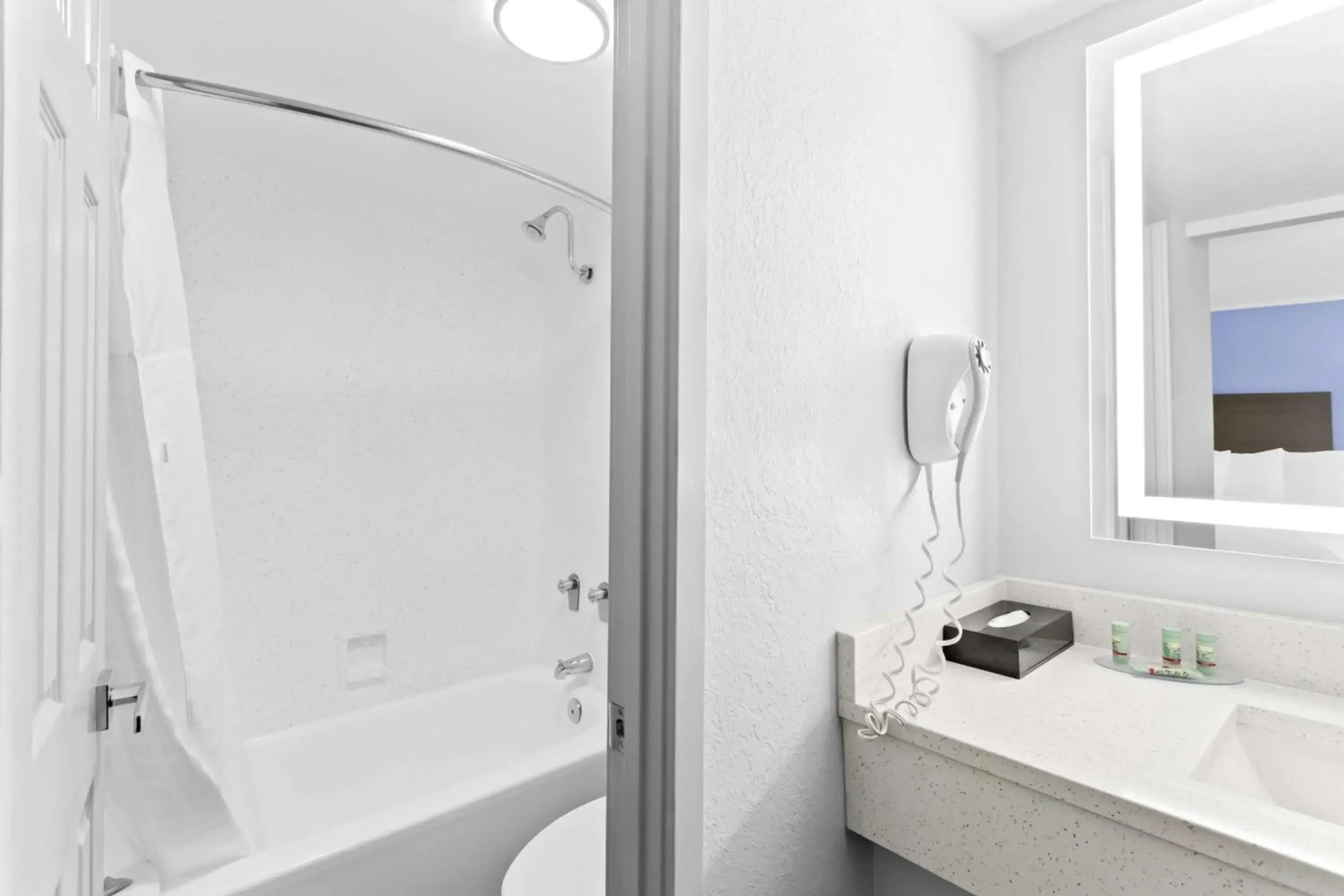 Photo - Best Western Schaumburg – O’Hare NW