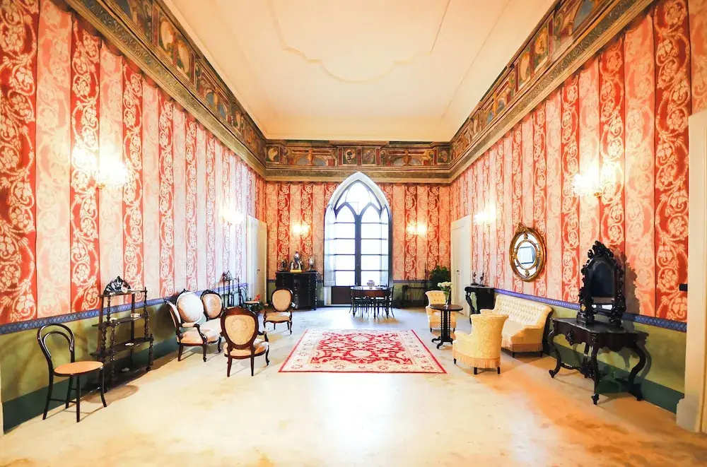 Photo - Palazzo Insula