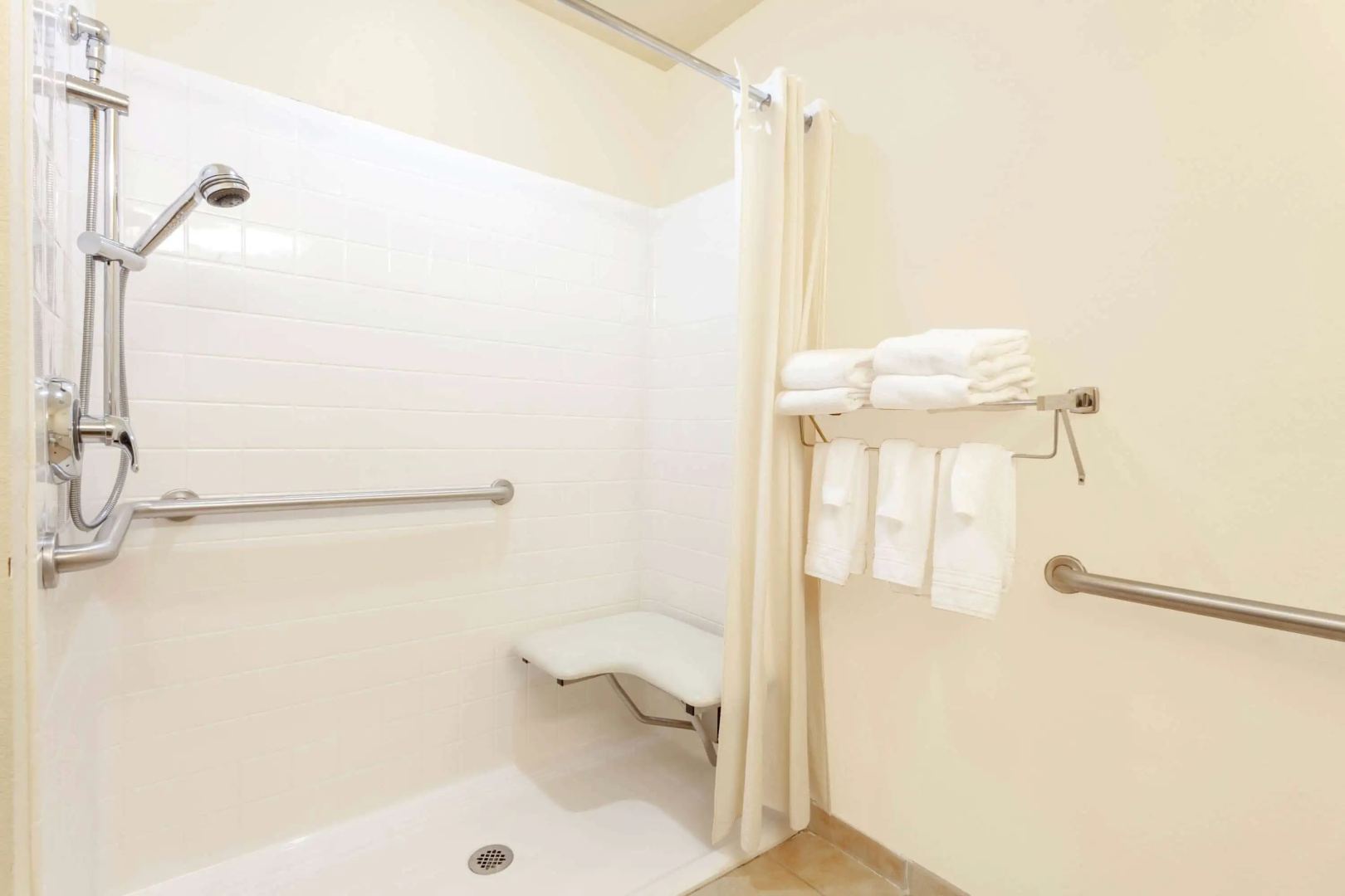 Photo - Microtel Inn & Suites by Wyndham Gulf Shores