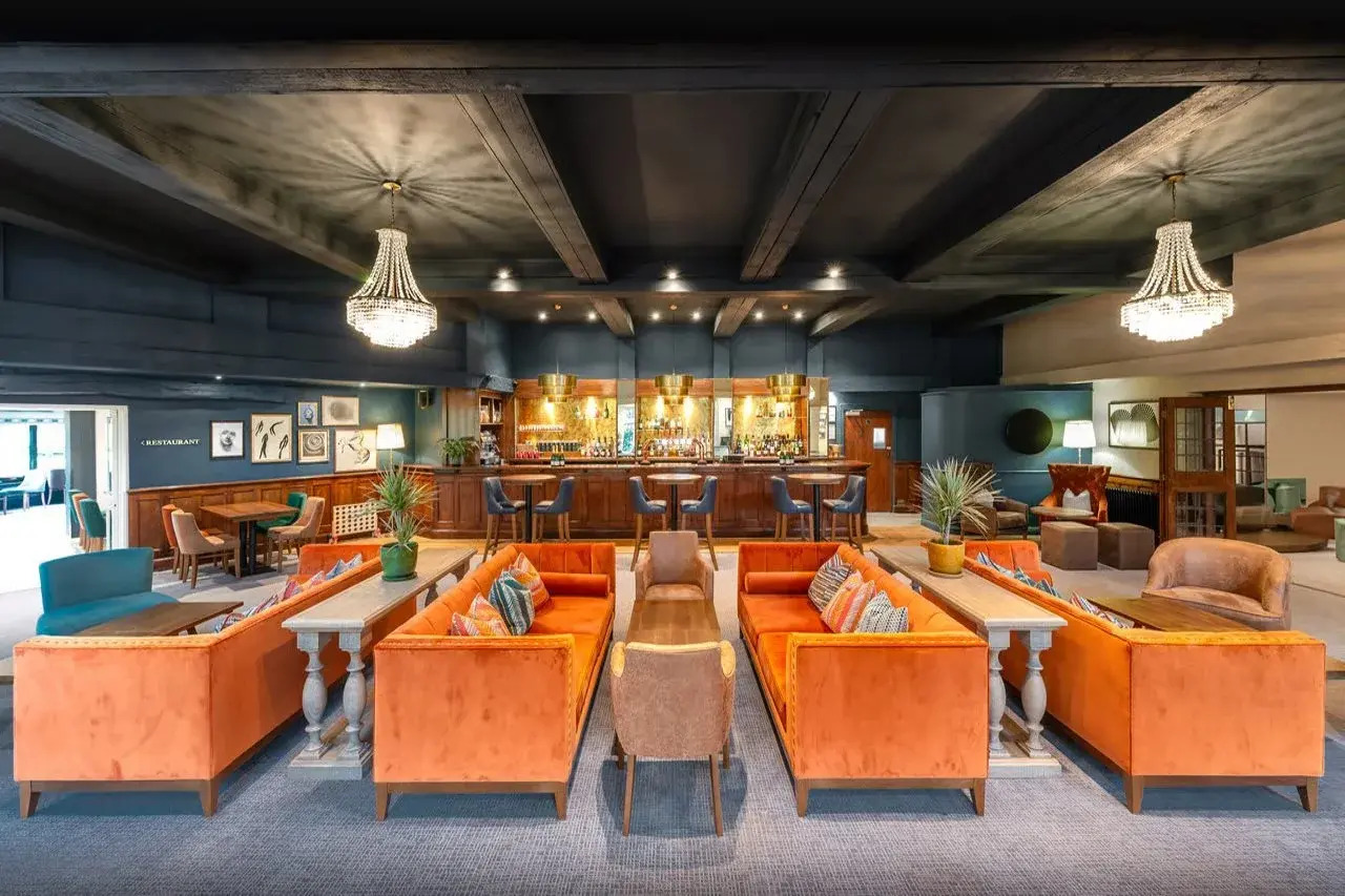 Foto - Thatchers, Leatherhead East Horsley