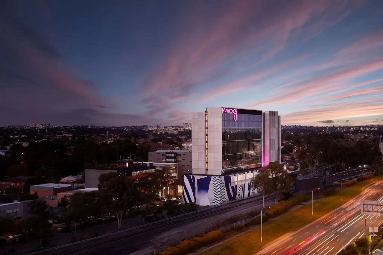Photo - Moxy Sydney Airport