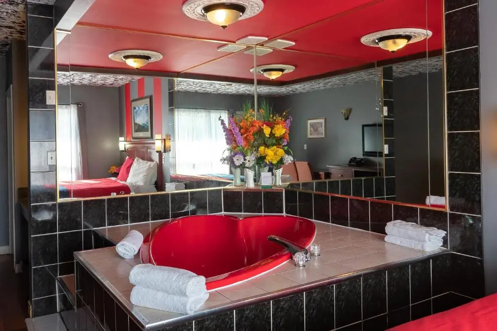 Photo - Villager Lodge Niagara Falls