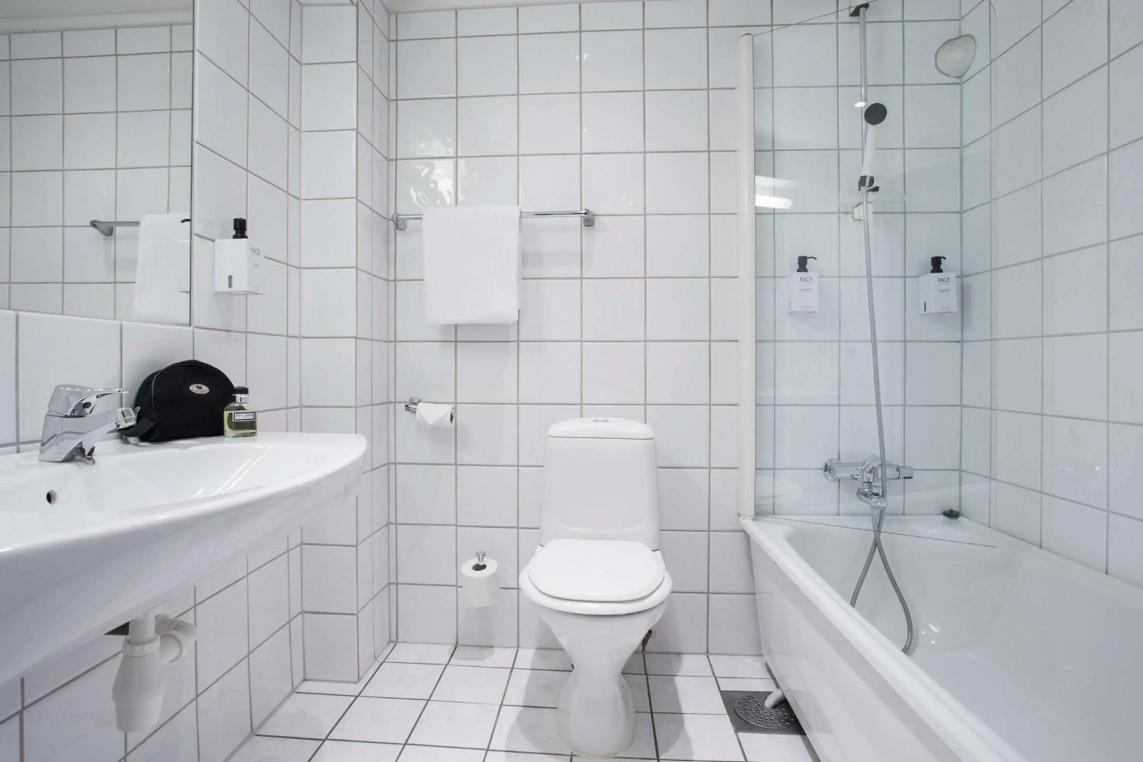 Photo - Exporoyal Hotel