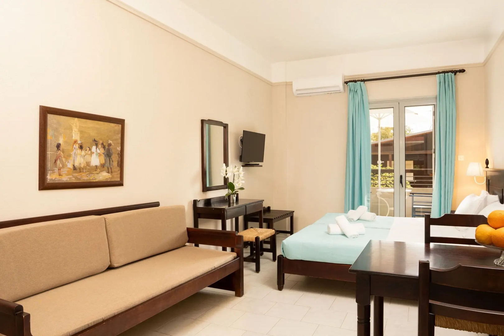 Photo - Talos Hotel Apartments
