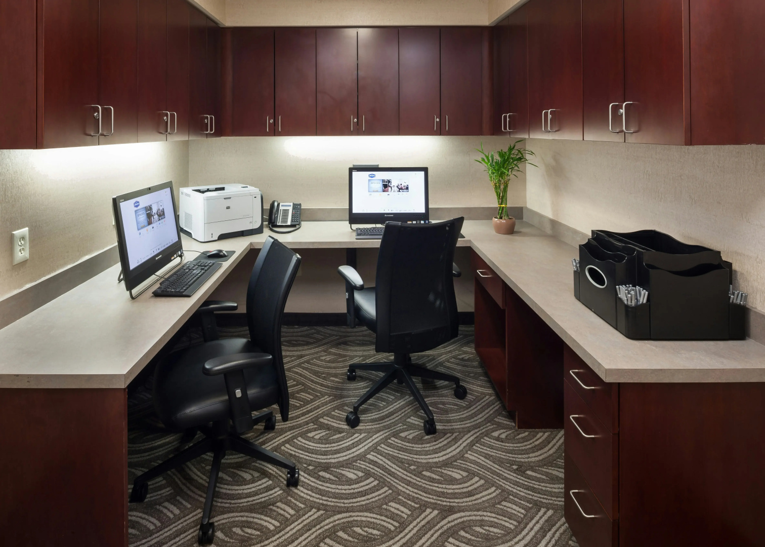 Photo - Hampton Inn & Suites Westford-Chelmsford