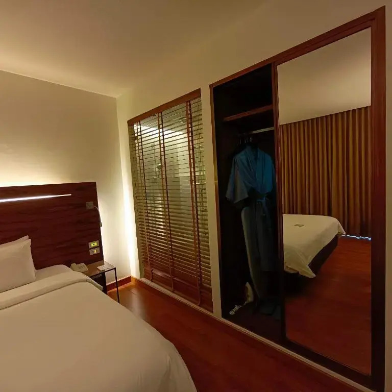 Photo - Sacha's Hotel Uno