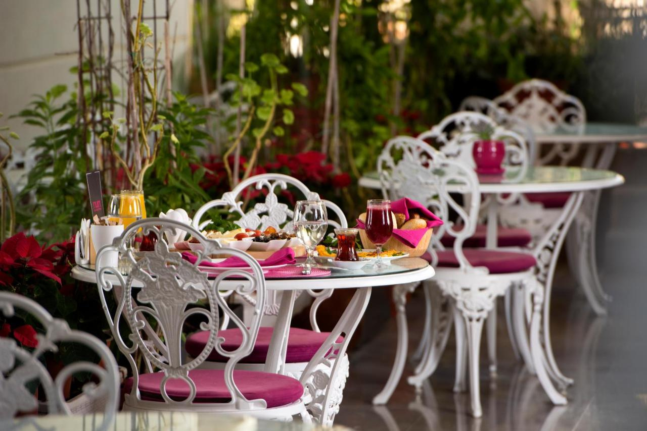 Photo - Nun Hotel Lara