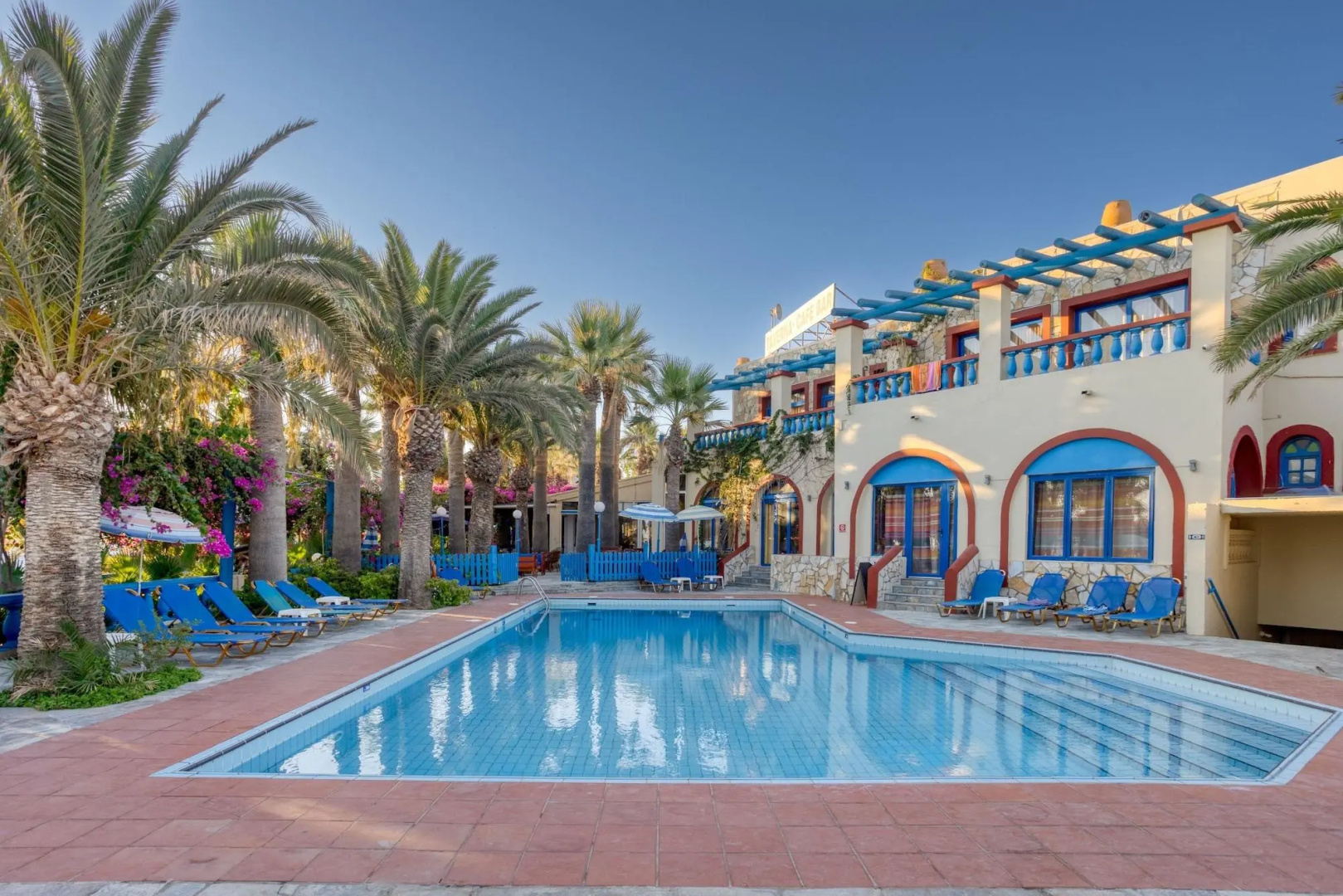 Photo - Palm Bay Hotel