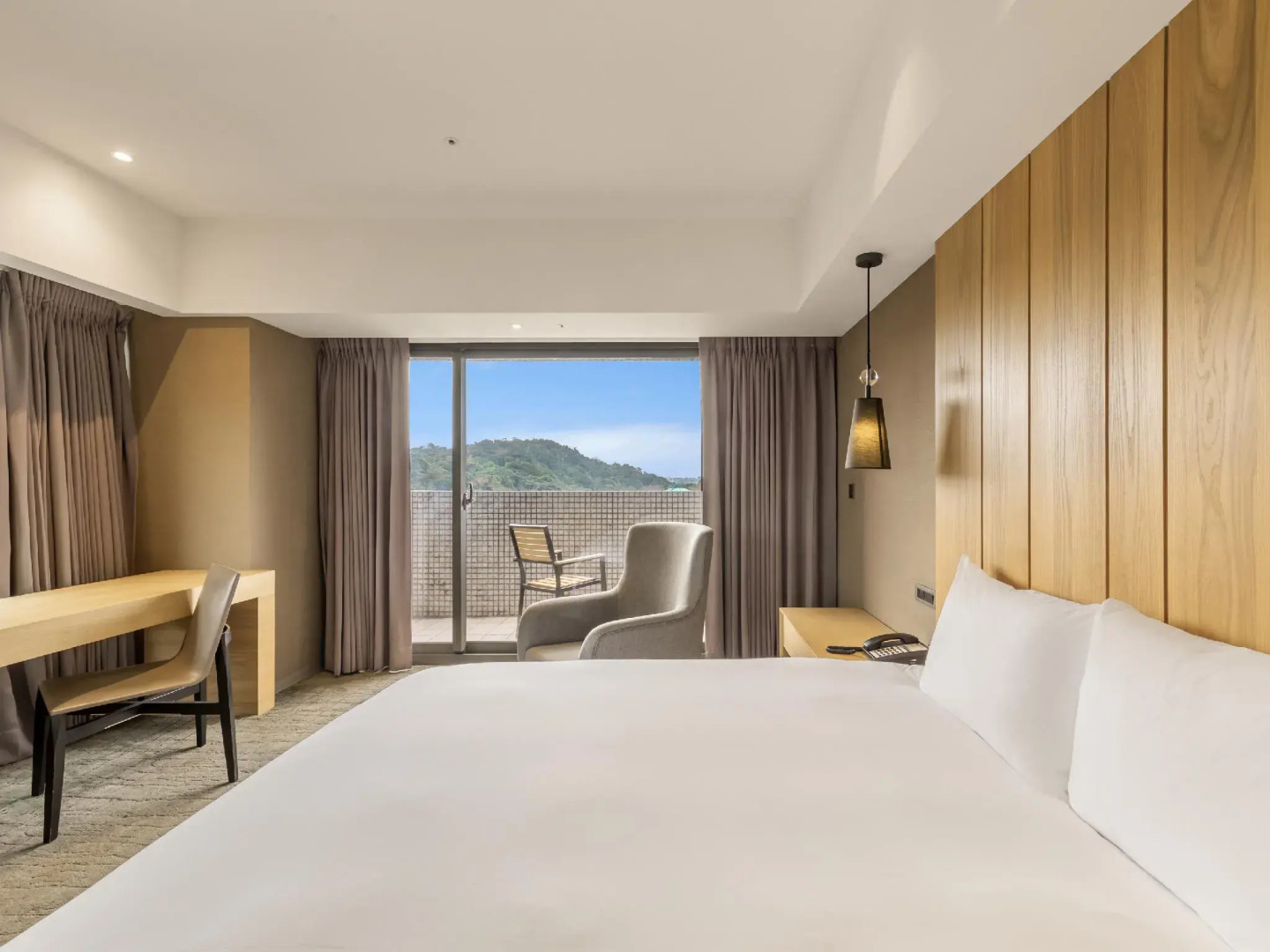 Photo - La Maison Hotel