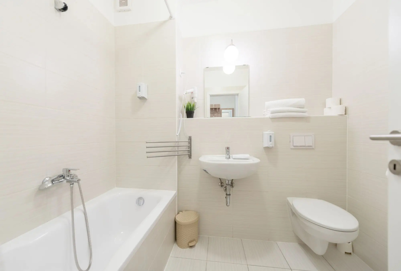 Photo - Prince Apartments