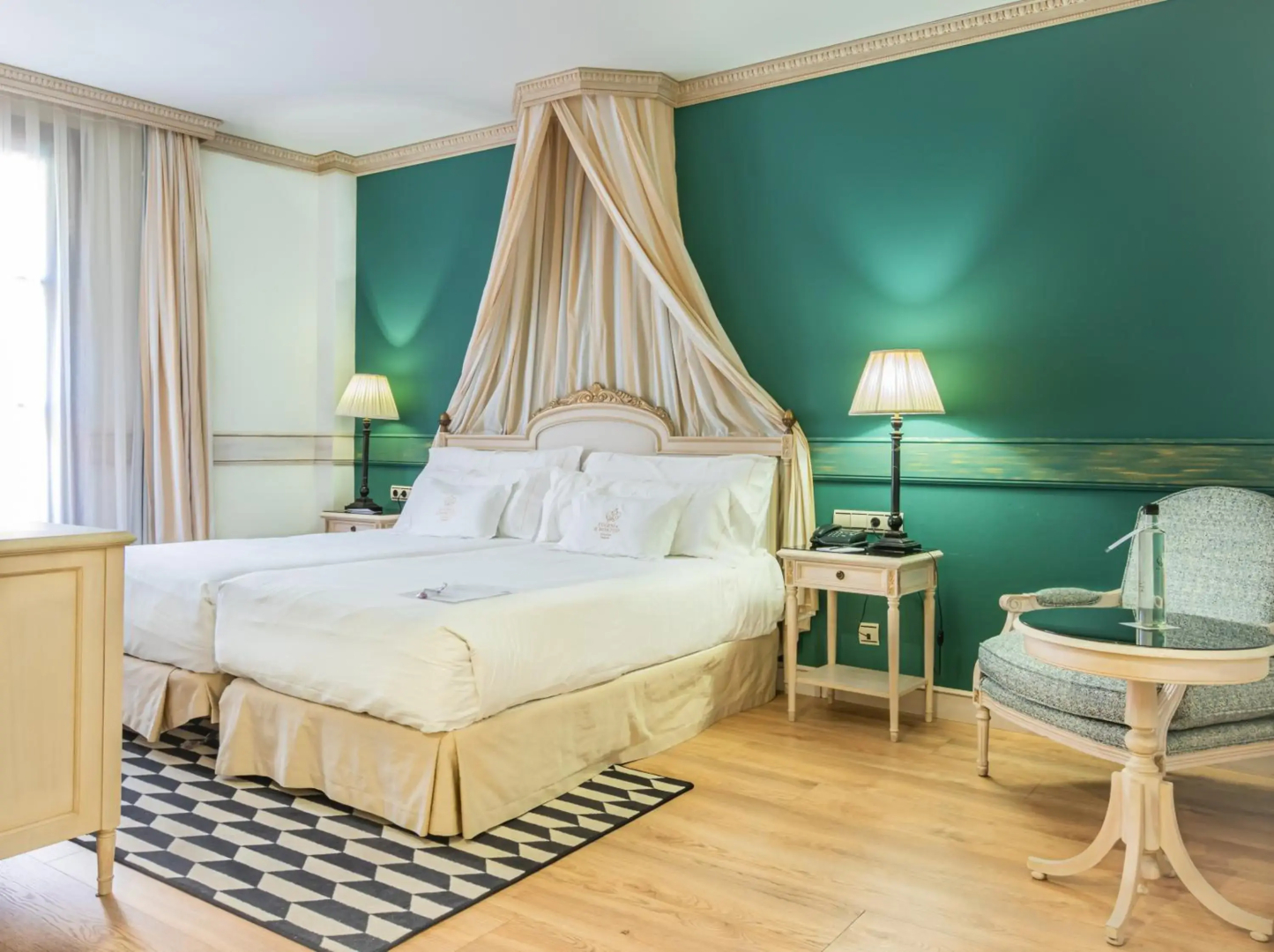 Photo - Eugenia de Montijo, Autograph Collection