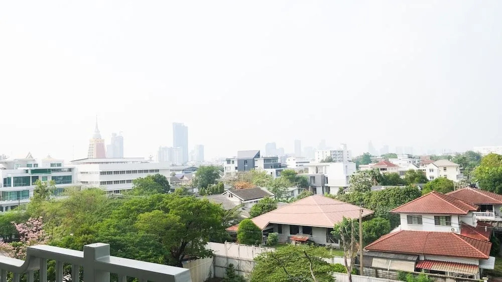 Photo - The Square 101